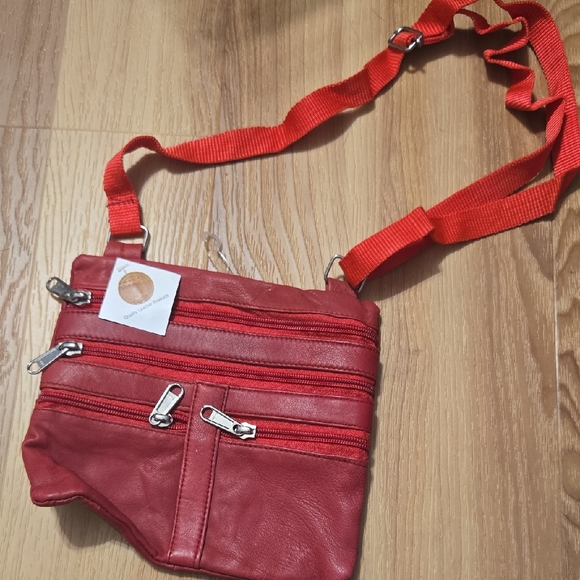 Sun Handbags - Sun Red Leather Cross body